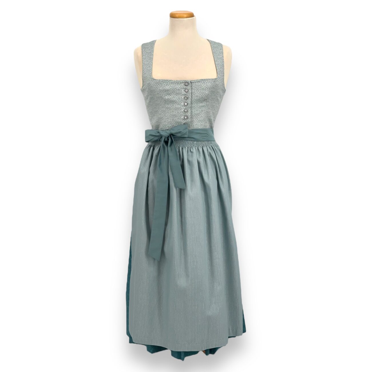 Dirndl und Trachtenmode von Pöllinger Leder & Tracht